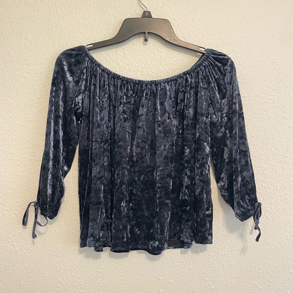 American Eagle Outfitters Crushed Velvet Off-the-Shoulder Top - Navy Blue